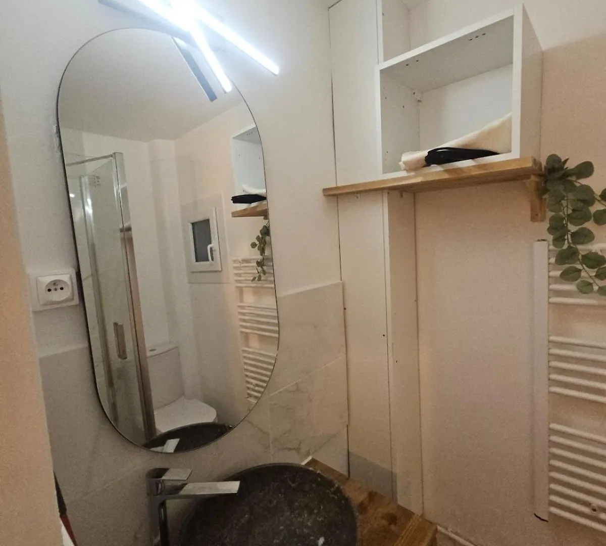 Studio Moderne Et Calme Greoux-les-Bains Apartment