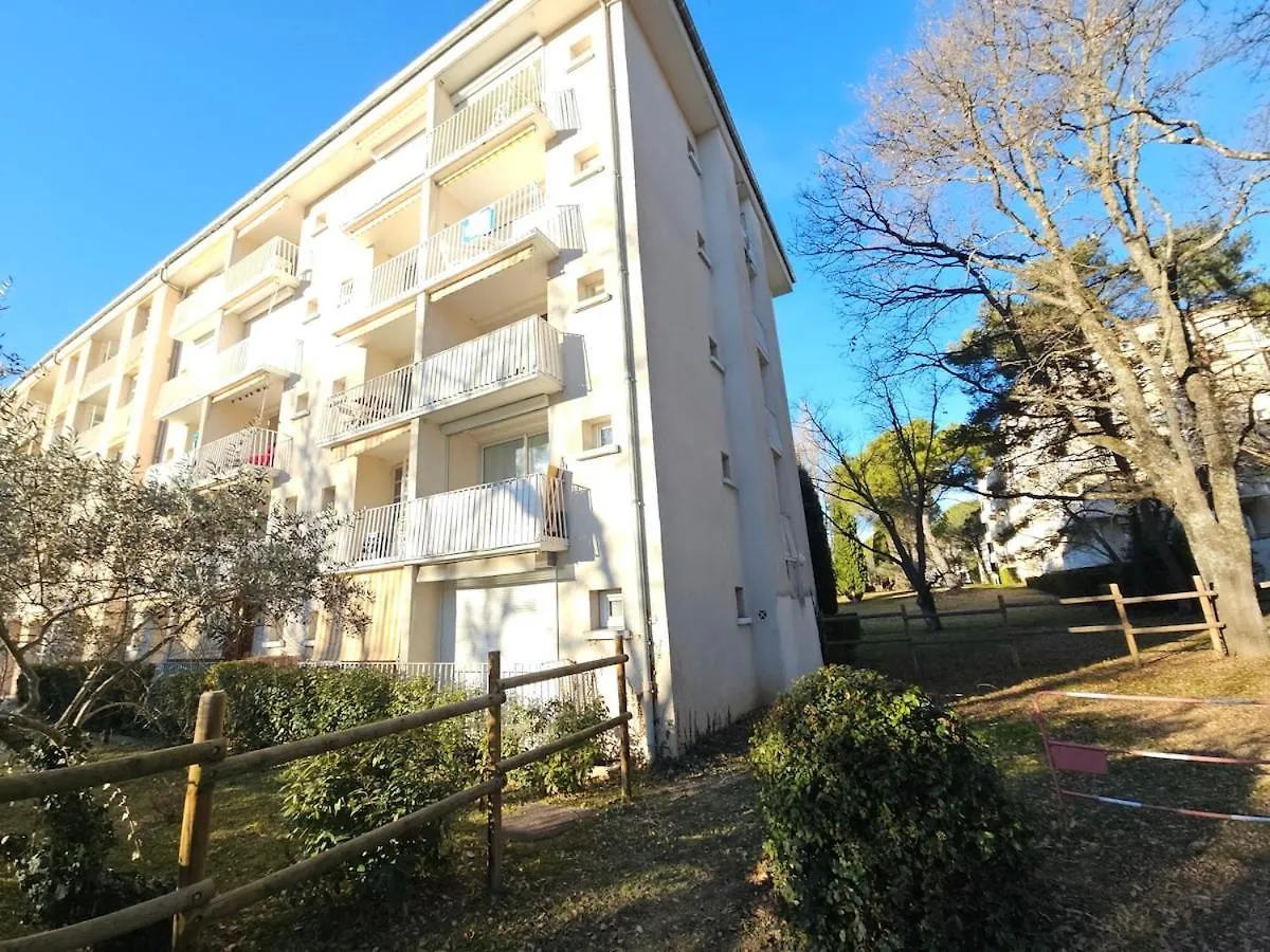 Studio Moderne Et Calme Greoux-les-Bains 0*,  France